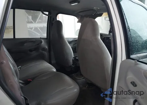 2000 Ford Expedition Xlt z USA, uszkodzony, nr VIN 1FMPU16LXYLB52688